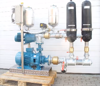 Pumpstation 50/250C/A* mit Filterbatterie 2 × 2" SUPER-Lamellenscheibenfilter